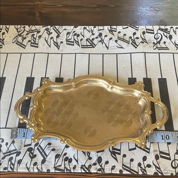 Vintage Inspired Small Gold Plated Vanity Tray with Handles - Picture 4 of 10